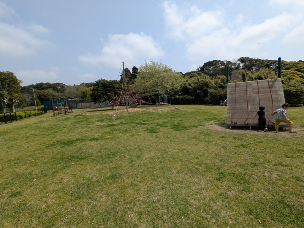 館山運動公園にある遊具